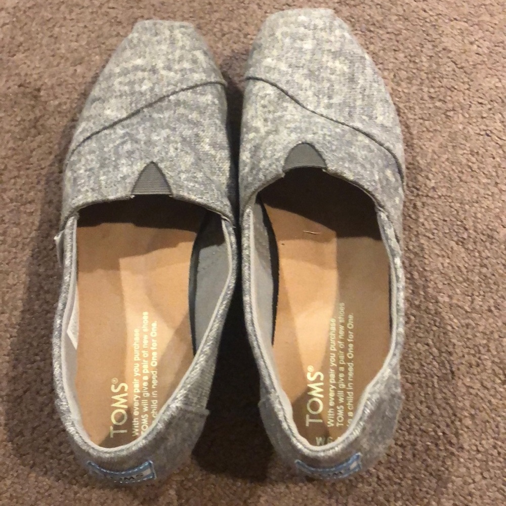 Toms